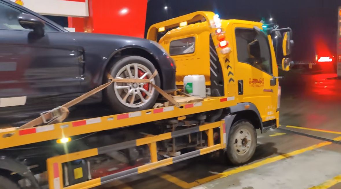宁德市　行车途中遇到突发状况该如何呼叫道路救援？